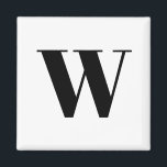 Imã Letra inicial do monograma personalizado branco pr<br><div class="desc">Personalizar,  personalizar monograma,  inicial,  preto-e-branco-preto e-branco moderno e elegante script chic refinado na moda</div>