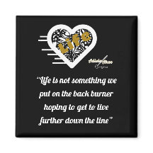 Life Cote Black Magnet, poeta Adiela Akoo