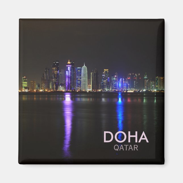 Imã Linha do horizonte de Doha, Catar no ímã de texto  (Frente)