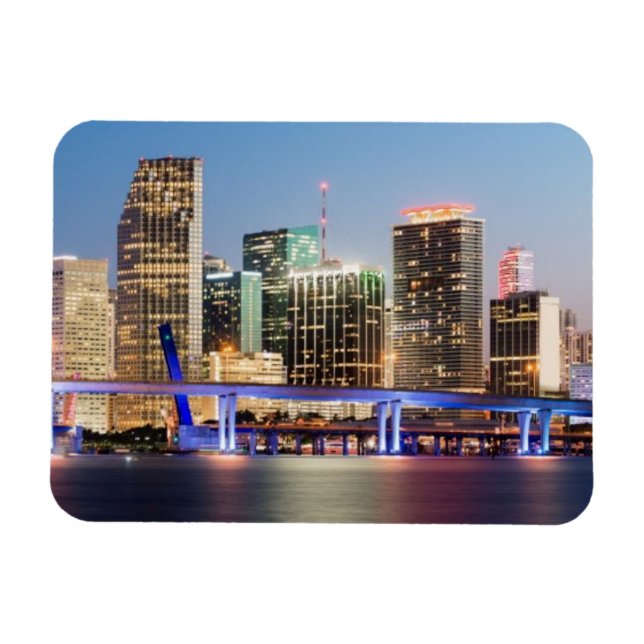 Ímã Linha do horizonte iluminada do centro Miami ao an (Horizontal)