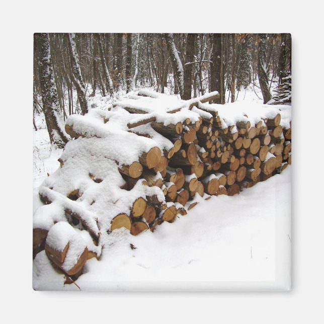 Imã Log Pile no Woods Magnet (Frente)