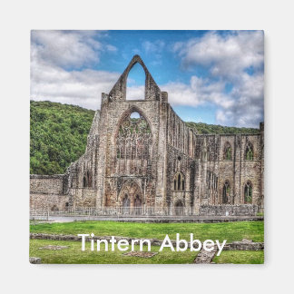 Imã Long View of Ancion Abbey, País de Gales, Reino Un