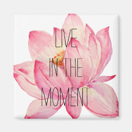 Imã Lotus Rosa vive no momento