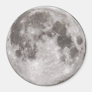 Imã Lua Cheia no céu preto