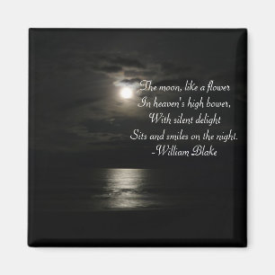 Imã Lua cheia sobre a água noite-com na poesia