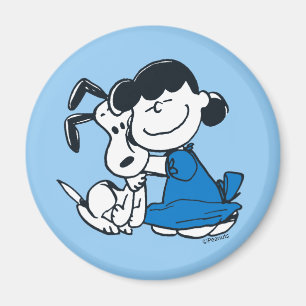 Imã Lucy Hugging Snoopy