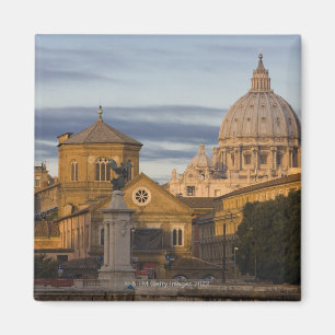 Imã luz do amanhecer na abóbada de St Peter