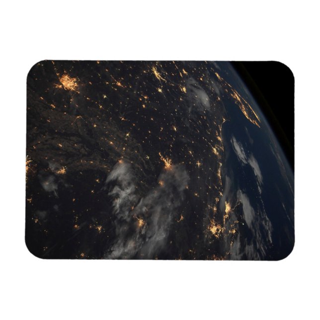 Ímã Luzes Da Cidade À Noite No Planeta Terra (Horizontal)