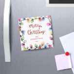 Imã Luzes de Natal Feliz Magneta de Natal<br><div class="desc">Nossa coleção 'Colorful Christmas Lights Holiday' reúne elementos festivos como as luzes de natal com fontes chic e elegantes sobre um simples fundo escuro.</div>
