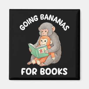 Imã Macaco golpeado com livro engraçado leitura nacion