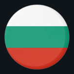 Imã Magnet com bandeira da Bulgária<br><div class="desc">Adicione um toque de orgulho búlgaro à sua geladeira ou superfície magnética com o nosso ímã exclusivo com a bandeira da Bulgária! Criado com muita atenção aos detalhes, este ímã é mais do que apenas uma decoração; é uma celebração do patrimônio e identidade culturais búlgaros. O design ousado mostra orgulhosamente...</div>