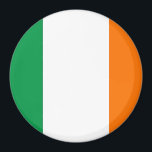 Imã Magnet com Flag da Irlanda<br><div class="desc">Mostre o seu orgulho irlandês com este charmoso ímã com a bandeira da Irlanda! Criado com muita atenção aos detalhes, este ímã é mais do que uma peça decorativa; é uma celebração da cultura e da herança irlandesas. O design ousado mostra orgulhosamente o tricolor icônico da Irlanda, com faixas verticais...</div>