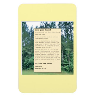 Ímã Magnet  titled ' Our Love goes beyond