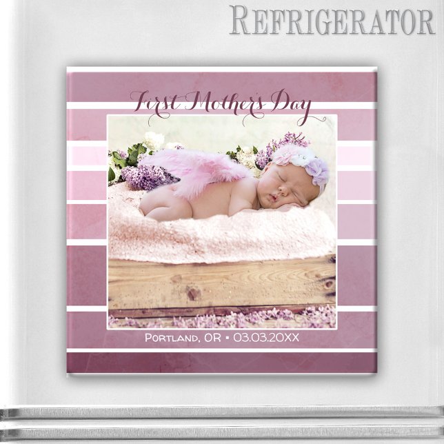 Imã Magneta de Fotografia do Bebê Striped Lilac do Pri (Photo magnet featuring your own photo framed by a mauve lilac striped design - Mother's Day gift)