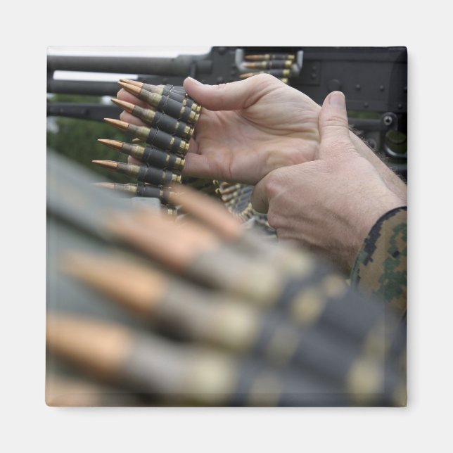 Imã Mais de 3.000 balas foram disparadas do M-240G (Frente)