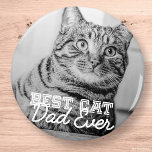 Imã Melhor Pai De Gato De Foto Personalizada De Pet Mo<br><div class="desc">Este design simples e clássico é composto por tipografia serif e adiciona uma foto personalizada</div>