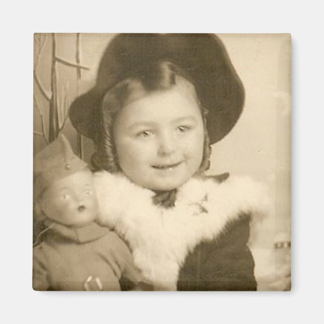 Imã menina com ímã de boneca (Frente)