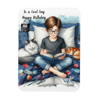 Ímã Menino Lendo Livros com Gatos de Aniversário