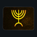 Ímã Menorah Flame<br><div class="desc">Uma renderização digital da menorah judaica de sete ramificações (hebraico: מְ נ וֹ ה ‎). A menorah de sete ramificações, usada no santuário portátil montado por Moisés na selva e, mais tarde, no Templo em Jerusalém, tem sido símbolo do judaísmo desde a Antiguidade e é o emblema no casaco de...</div>