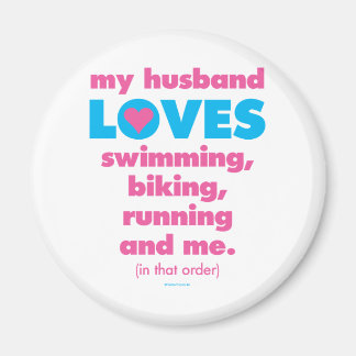 Imã Meu Marido Adora Triathlons (Apenas Texto)