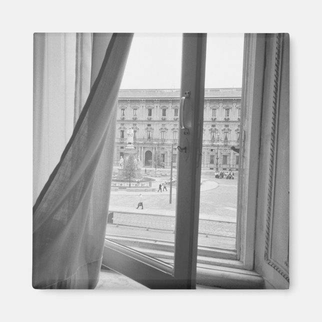 Imã Milano Itália, Vista da Ópera La Scala (Frente)