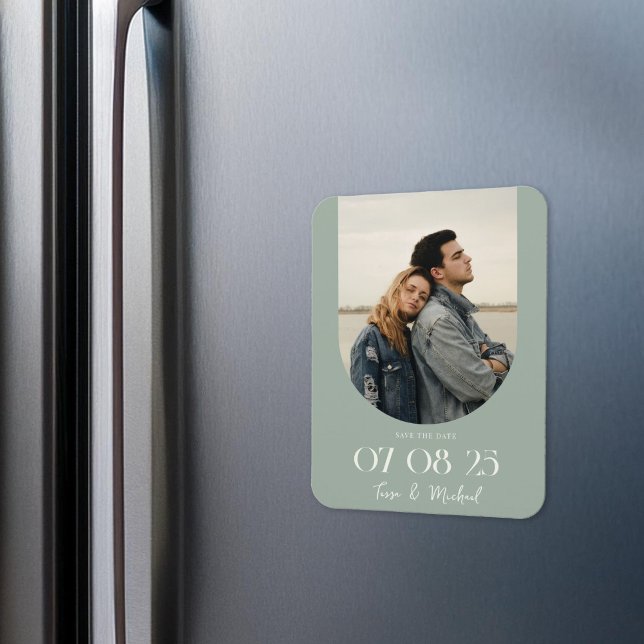 Ímã Modern Boho Arch Photo Sage Green Salve a data (Criador carregado)