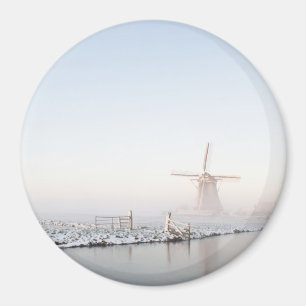 Imã Moinho de vento na neve em ímã redondo de inverno