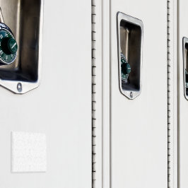 Imã Monochrome Floral Pattern – Elegant Seamless Art