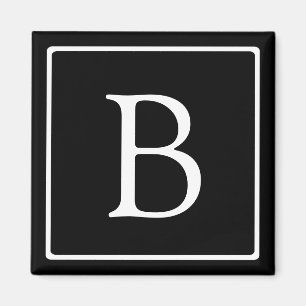 Imã Monograma Clássico Simples   Preto com texto bran