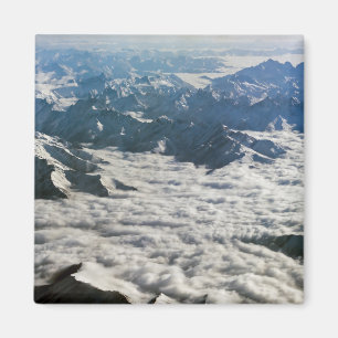 Imã Montanhas Himalaya sob nuvens - Tibete