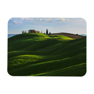 Ímã Monte do rolamento perto de Asciano, Toscânia