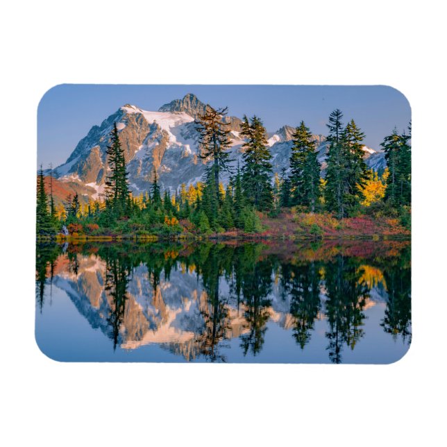 Ímã Mount Shuksan mirrored in Reflection Lake (Horizontal)
