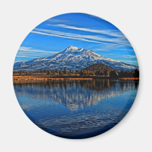 IMÃ MT SHASTA REFLETIDO