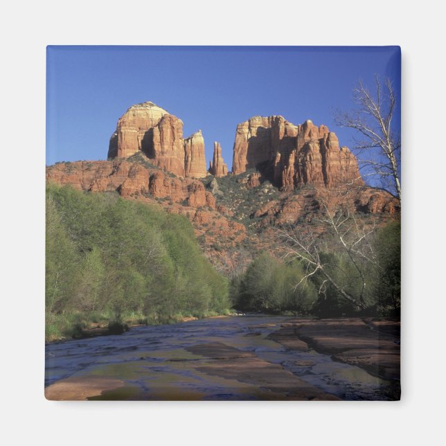 Imã NA, EUA, Arizona, Sedona. Cathedral Rock e Carvalh (Frente)