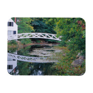 Ímã NA, EUA, Maine. Ponte sobre lago em Somesville.