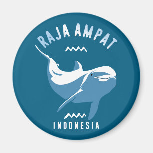 Imã Nadar com golfinhos em Raja Ampat