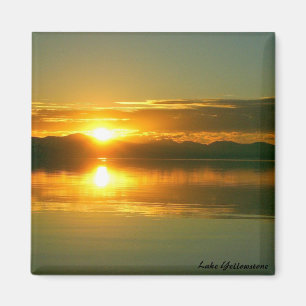 Imã Nascer do sol no lago Yellowstone