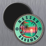Imã Nassau Bahamas Retro Seagull Souvenir 1950<br><div class="desc">Nassau Capital das Baamas - design Tropical Retro Sunset. Encaixe-se na nostalgia de Nassau com nossa lembrança vintage, projetada especificamente para férias à beira-mar. Lembrando de uma era passada, este design encapsula a tranquilidade e beleza da enseada, servindo como um belo lembrete de sua fuga ao lado da praia. Você...</div>