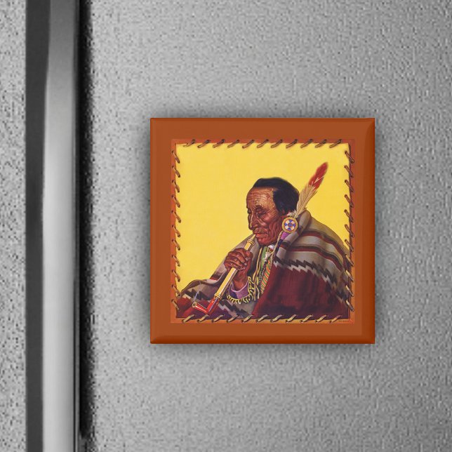 Imã Native American Magnet (Native American sitting with peace pipe on yellow and leather look magnet.)
