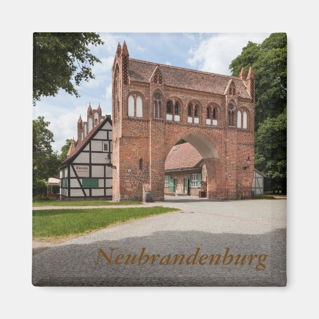 Imã Neubrandenburg (Frente)