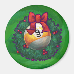 Imã Nine Ball in Wreath on Green