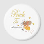 Imã Noiva Para Ser Bridal Personalizar Magnet<br><div class="desc">Noiva para Bee Bridal Personalize Magnet tem uma linda noiva divertida,  Honey Bee. É divertido para a Noiva ter e dar como presente durante o chá de panela. Personalize com seu nome.</div>