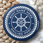 Imã Nome da embarcação e roda do navio náutico do port<br><div class="desc">Imã de geladeira com um emblema branco e elegante da roda e da corda do navio com nome de barco personalizado e porta de cabeleira (ou outro texto personalizado) sobre fundo azul escuro.</div>