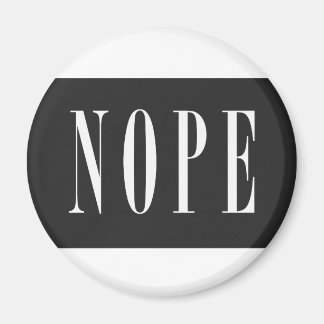 Imã NOPE - Caixa Preta Branca