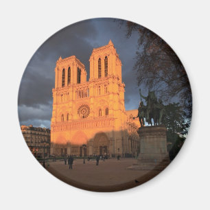 Imã Notre Dame de Paris
