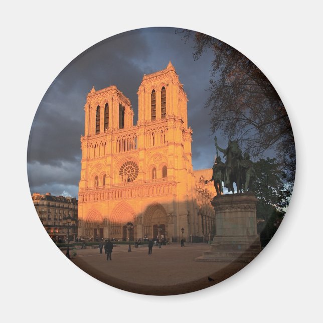 Imã Notre Dame de Paris (Frente)