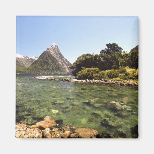 Imã Nova Zelândia, Miter Peak e Bowen River entrando (Frente)