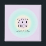 Imã Números de anjo Numerologia 777 Sorte<br><div class="desc">Relaxando a design espiritual ombre,  com o anjo 777,  um número de sorte,  que simboliza boa sorte e sorte. Números de anjo 7777 com placa de gradiente com significado e explicação de número. Números de anjo.</div>