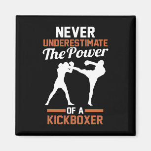 Imã Nunca Subestime o Poder de um Kickboxing