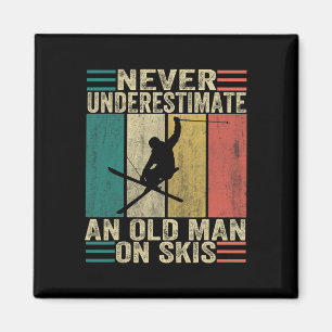 Imã Nunca Subestime Um Velho Em Skis Vintage Ski